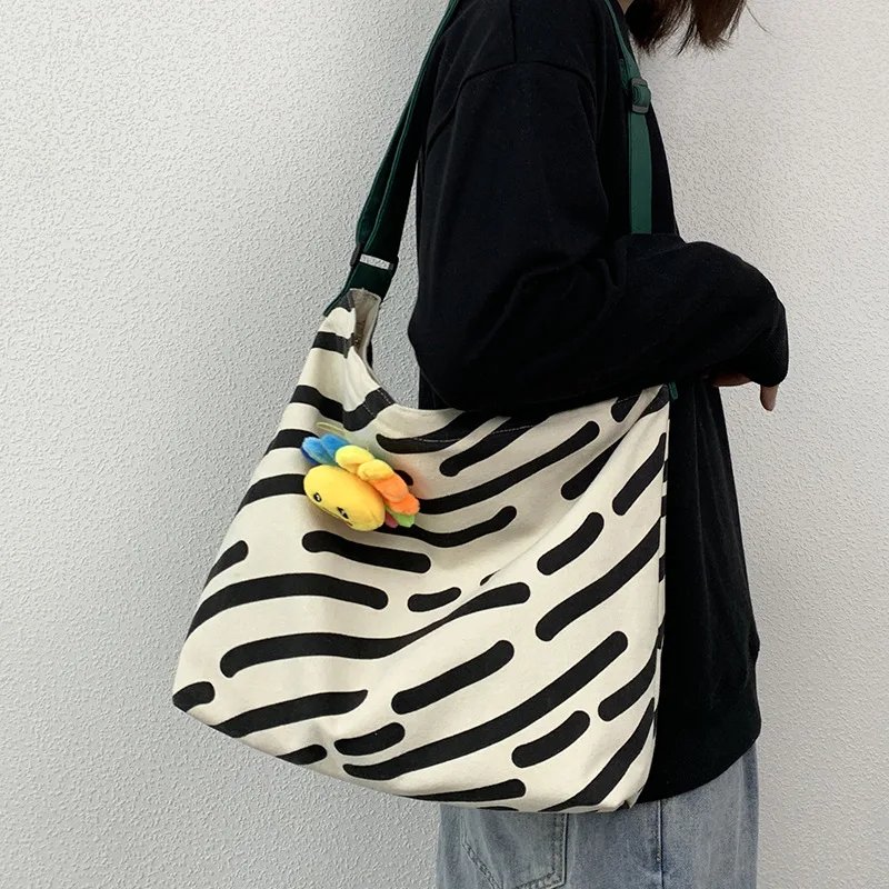 

Холщовая Сумка на плечо для женщин, Повседневная Дамская сумочка-тоут с принтом в полоску зебры, вместительный хлопковый пляжная сумка для покупок