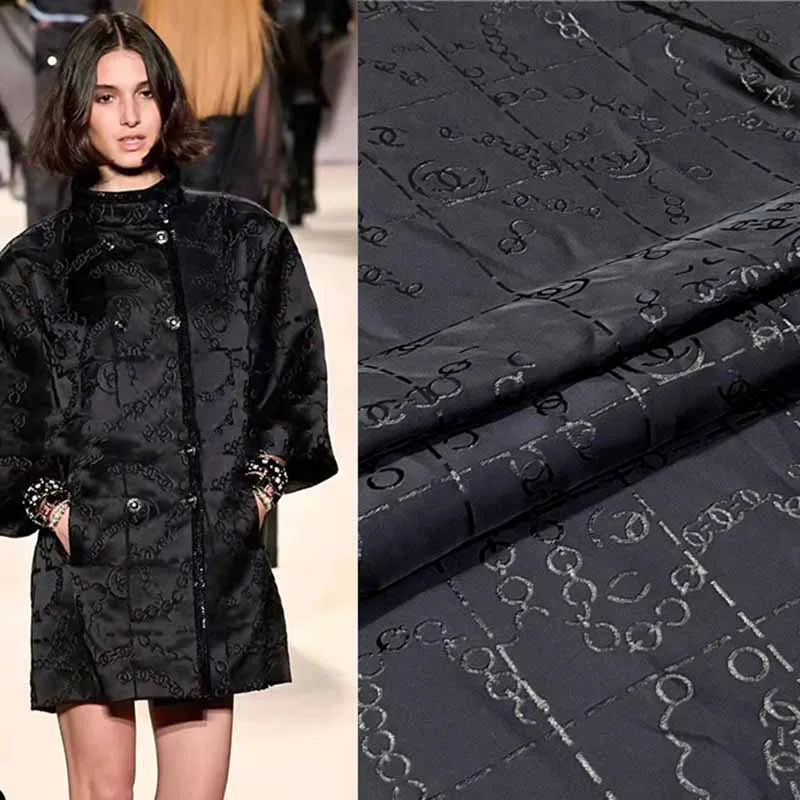 European and American letters three-dimensional yarn-dyed jacquard dress windbreaker coat fabric brocade dark pattern fabric
European and American letters three-dimensional yarn-dyed jacquard dress windbreaker coat fabric brocade dark pattern fabric