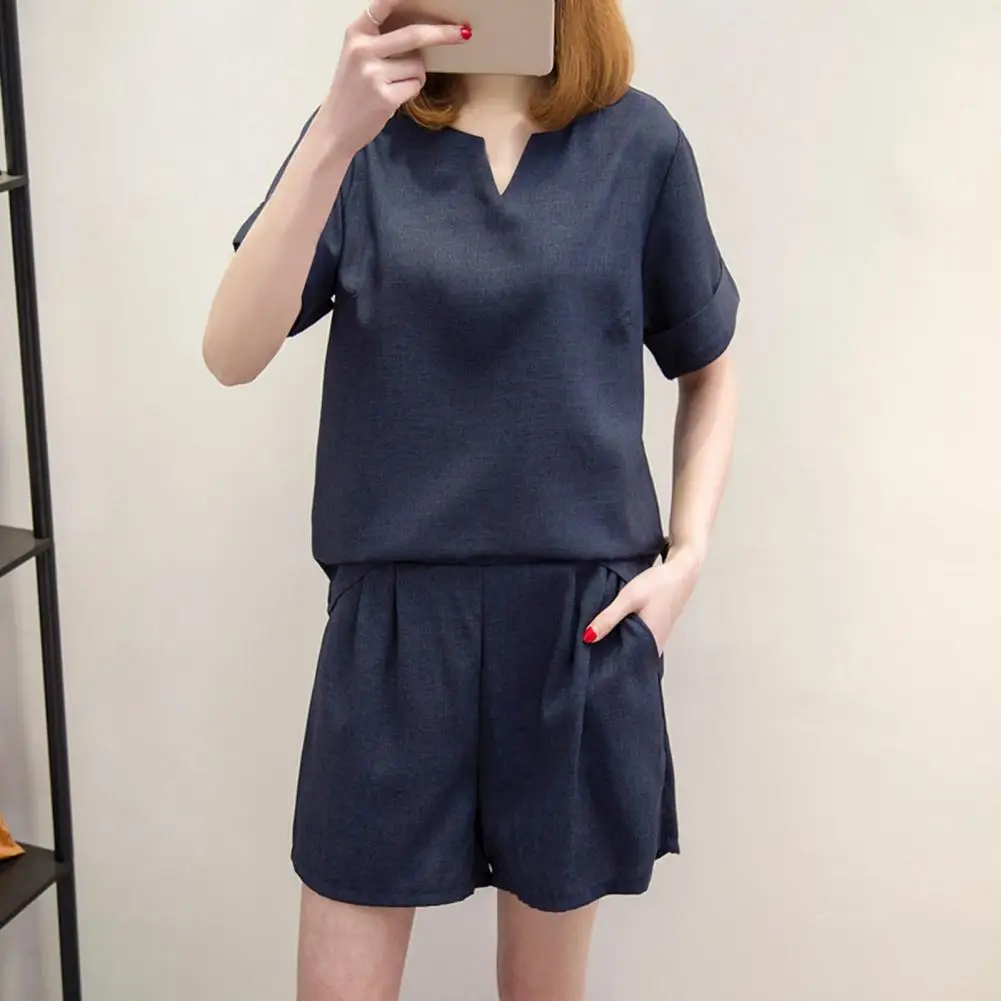 Women Shirt Shorts Set V Neck Short Sleeve Pullover High Waist Wide Leg Pant Summer Tracksuit Set Female ensemble femme 2 pièces
Women Shirt Shorts Set V Neck Short Sleeve Pullover High Waist Wide Leg Pant Summer Tracksuit Set Female ensemble femme 2 pièces