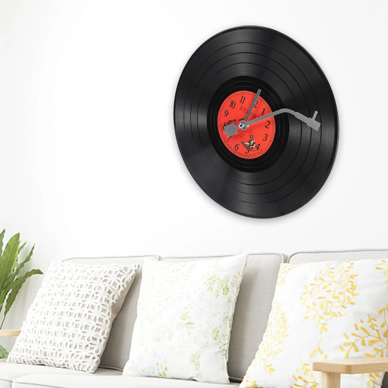 Creative Vinyl Record Shape Wall Clock Decorative Indoors Wall Clock Home Decor 
Creative Vinyl Record Shape Wall Clock Decorative Indoors Wall Clock Home Decor