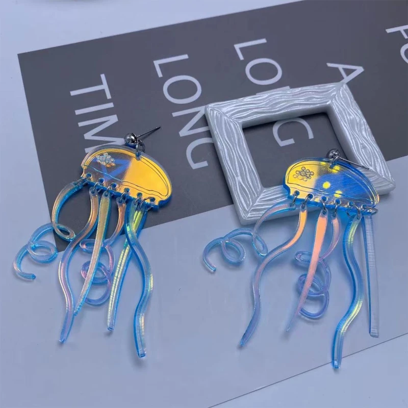 Cute Jellyfish Acrylic Pendant Earrings for Girl Birthday Gift Party Accessory Dangle Statement Earrings Women Ornament
Cute Jellyfish Acrylic Pendant Earrings for Girl Birthday Gift Party Accessory Dangle Statement Earrings Women Ornament