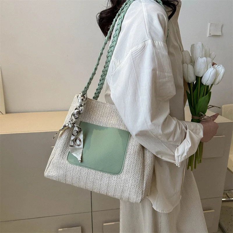 Large-capacity Handbag Woven Shoulder Handbag Fashion Straw Casual Tote Bag 2023 New Designer Bags Luxury Bags for Women
Large-capacity Handbag Woven Shoulder Handbag Fashion Straw Casual Tote Bag 2023 New Designer Bags Luxury Bags for Women
