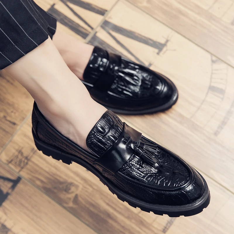 

Tassel Dress Shoes Men Shoes Brand Luxury Loafers Wedding Shoes Italy Moccasin Crocodile Pattern Handmade Party Leather Shoes