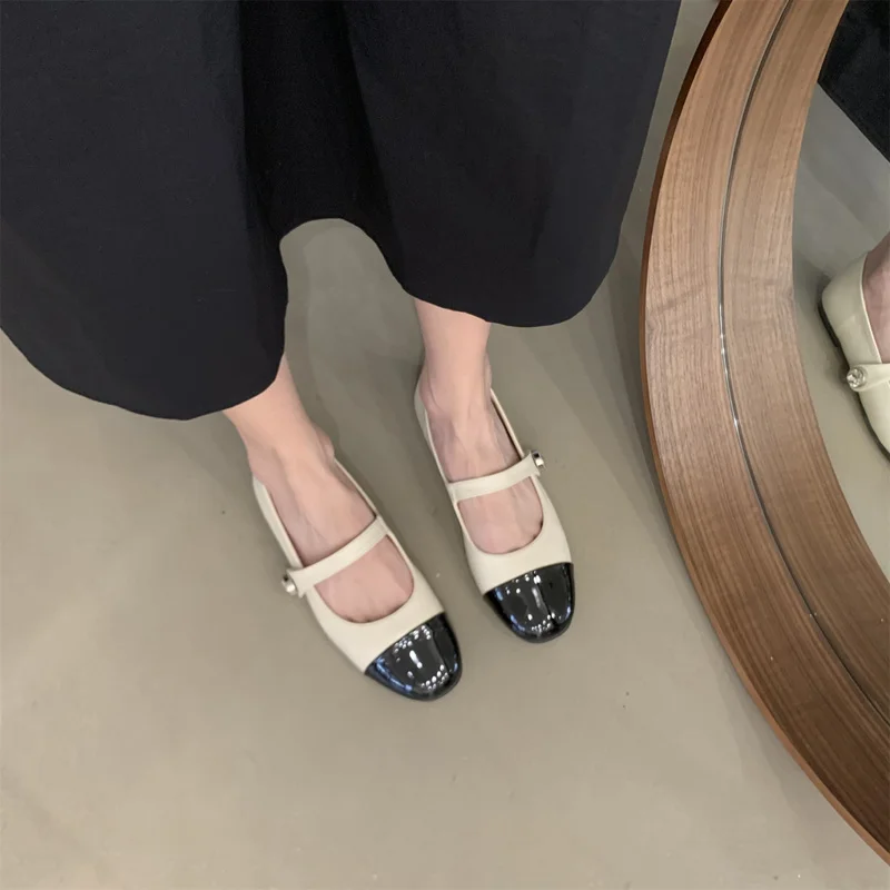 Vintage Velour Flats Pearl Button Square Toe Mary Janes Fashion Casual Shoes Women Comfort Loafers Shoes for Work Leather Flats
Vintage Velour Flats Pearl Button Square Toe Mary Janes Fashion Casual Shoes Women Comfort Loafers Shoes for Work Leather Flats