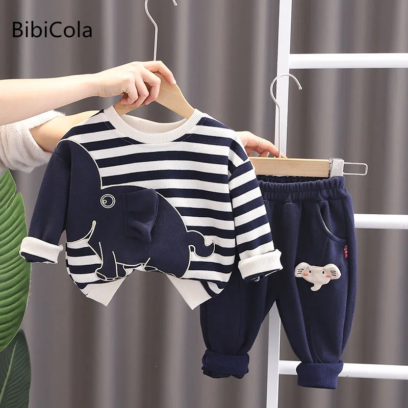 2023 new boys' spring and autumn suit children fashionable spring suit striped sweater 2 piece set of 1-5 years old casual sets
2023 new boys' spring and autumn suit children fashionable spring suit striped sweater 2 piece set of 1-5 years old casual sets
