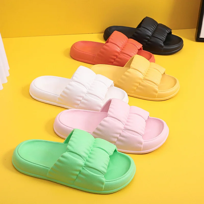 Women's Soft Sole Cloud Slippers Summer Beach Thick Platform Slipper Sandals Women Korean Slippers for Home Flip Flops Woman
Women's Soft Sole Cloud Slippers Summer Beach Thick Platform Slipper Sandals Women Korean Slippers for Home Flip Flops Woman