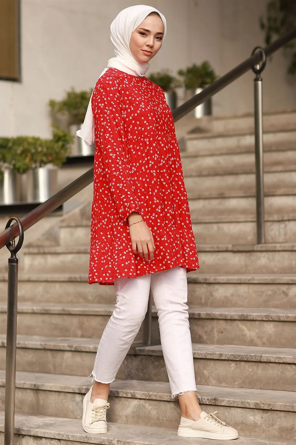 Muslim Woman Tunic Dress From Turkey 4 Different Color Spring Summer Season Asymmetrical Cut Front 85 Back 90 Cm Length do Not sweat tunique femme musulman vetement musulmane femme
Muslim Woman Tunic Dress From Turkey 4 Different Color Spring Summer Season Asymmetrical Cut Front 85 Back 90 Cm Length do Not sweat tunique femme musulman vetement musulmane femme