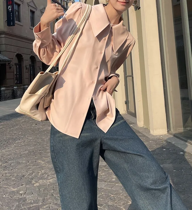 Женская свободная рубашка в стиле ретро, универсальная однобортная белая рубашка в французском ретро-стиле с воротником-стойкой, Осень-зим...
Женская свободная рубашка в стиле ретро, универсальная однобортная белая рубашка в французском ретро-стиле с воротником-стойкой, Осень-зим...