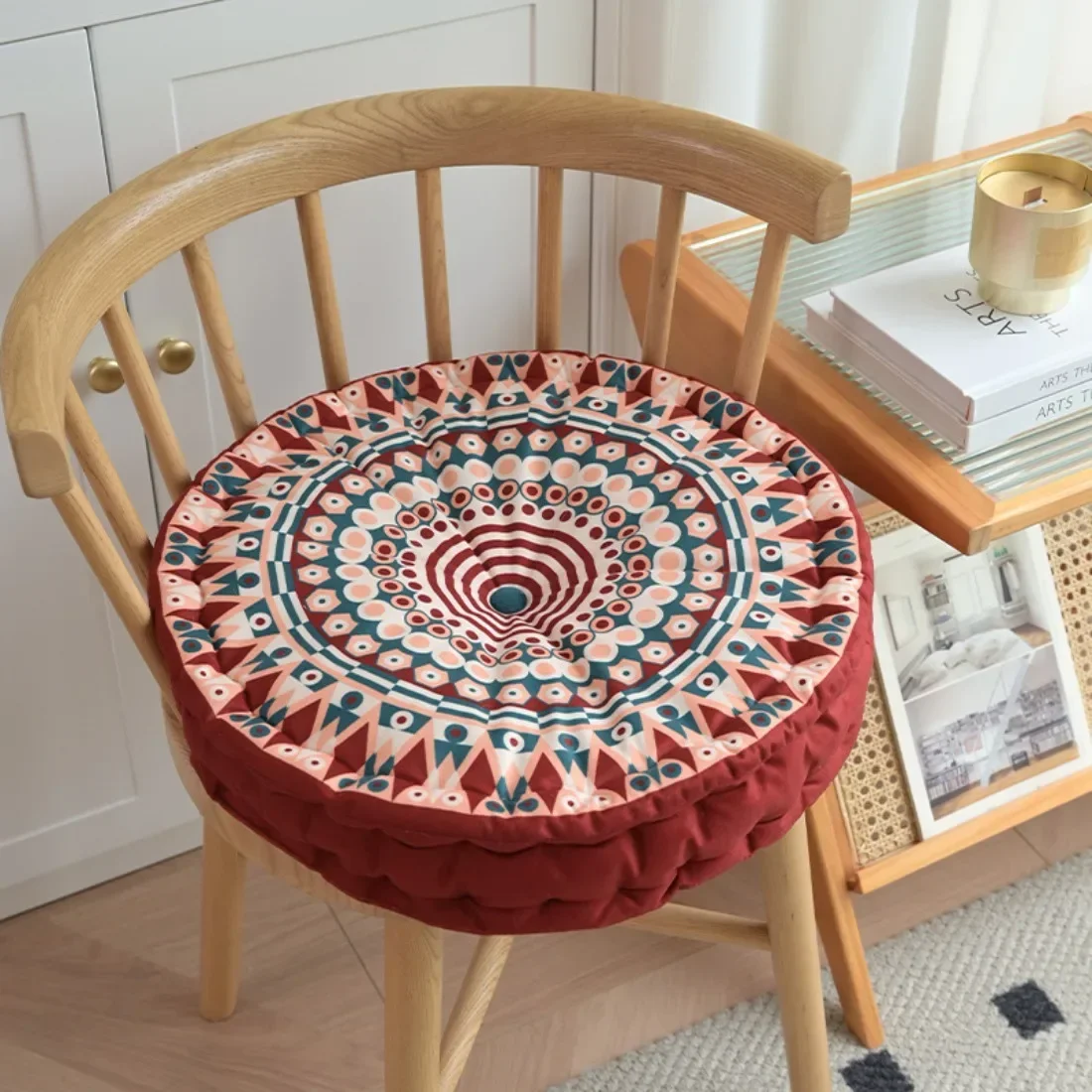 New Thickened Round Seat Cushion Printed Cloth Art PP Cotton Bedroom Living Room Seat Cushion Bay Window Tatami Futon Floor Mat
New Thickened Round Seat Cushion Printed Cloth Art PP Cotton Bedroom Living Room Seat Cushion Bay Window Tatami Futon Floor Mat