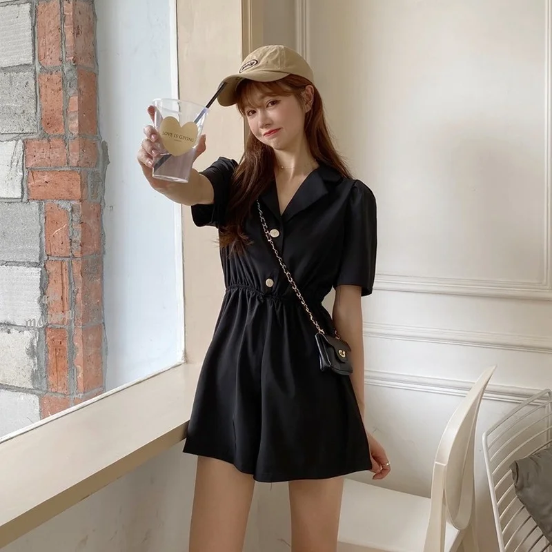 2021 New Korean High Waist Casual Shorts Summer Women Suit Collar Purple Jumpsuit Woman Loose Straight Wide Leg Shorts Playsuits
2021 New Korean High Waist Casual Shorts Summer Women Suit Collar Purple Jumpsuit Woman Loose Straight Wide Leg Shorts Playsuits
