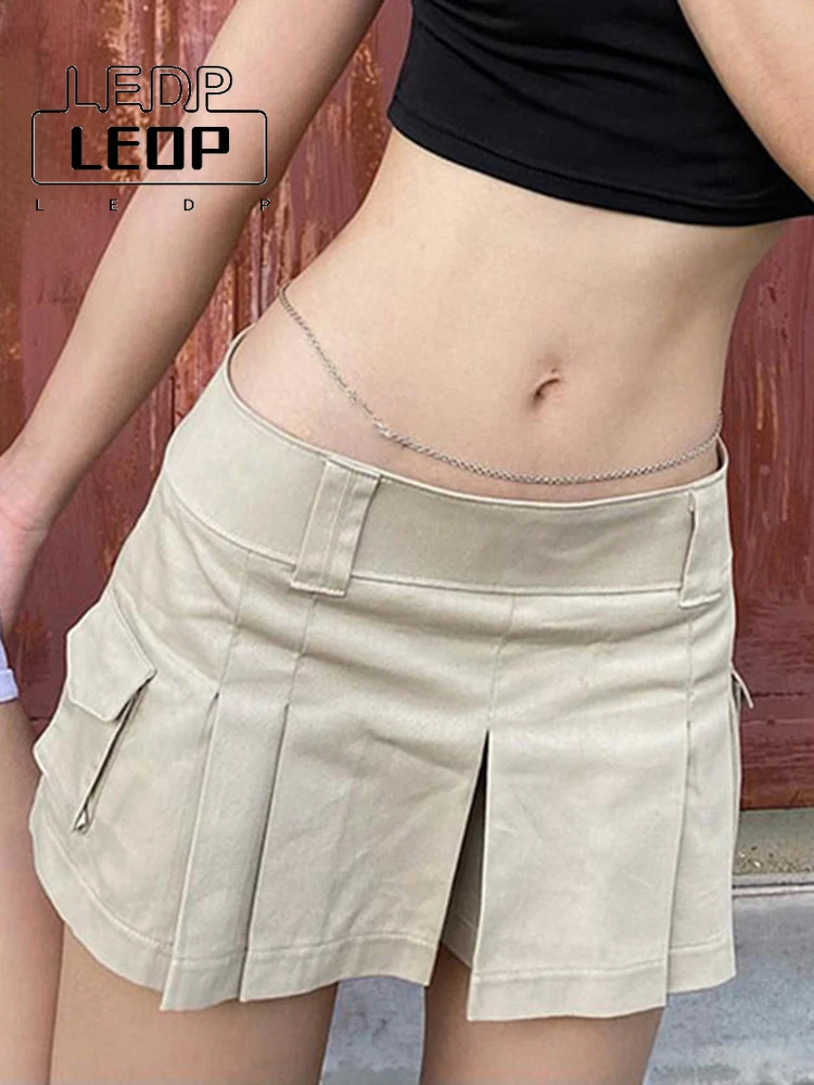 LEDP Women's Skirt Style Cute Pleated Tennis Skirt Women's Korean Fashion Low Waist Card Pleated Skirt Y2K Bottoms Mini Skirt
LEDP Women's Skirt Style Cute Pleated Tennis Skirt Women's Korean Fashion Low Waist Card Pleated Skirt Y2K Bottoms Mini Skirt