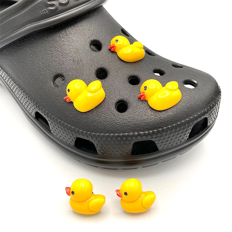 Designer Little Yellow Duck 3D Funny Shoe Pins Jibz Cute Cartoon Shoe Charms DIY Decoration For Croc Clogs Slippers Accessories
Designer Little Yellow Duck 3D Funny Shoe Pins Jibz Cute Cartoon Shoe Charms DIY Decoration For Croc Clogs Slippers Accessories
