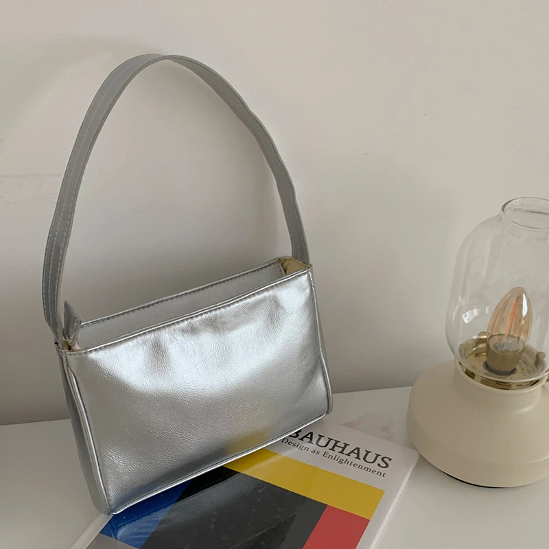 Fashion Design Women's Underarm Bag Solid Color Female Shoulder Bags Soft Pu Leather Ladies Handbags Small Square Clutch Purse
Fashion Design Women's Underarm Bag Solid Color Female Shoulder Bags Soft Pu Leather Ladies Handbags Small Square Clutch Purse