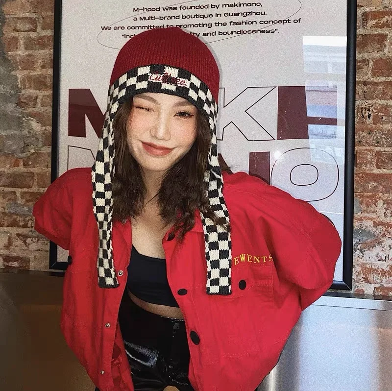 Retro Plaid Knit Wool Beanie Hat Autumn Winter Protective Ear Integrated Flying Hat Man Fashion Bomber Hat
Retro Plaid Knit Wool Beanie Hat Autumn Winter Protective Ear Integrated Flying Hat Man Fashion Bomber Hat