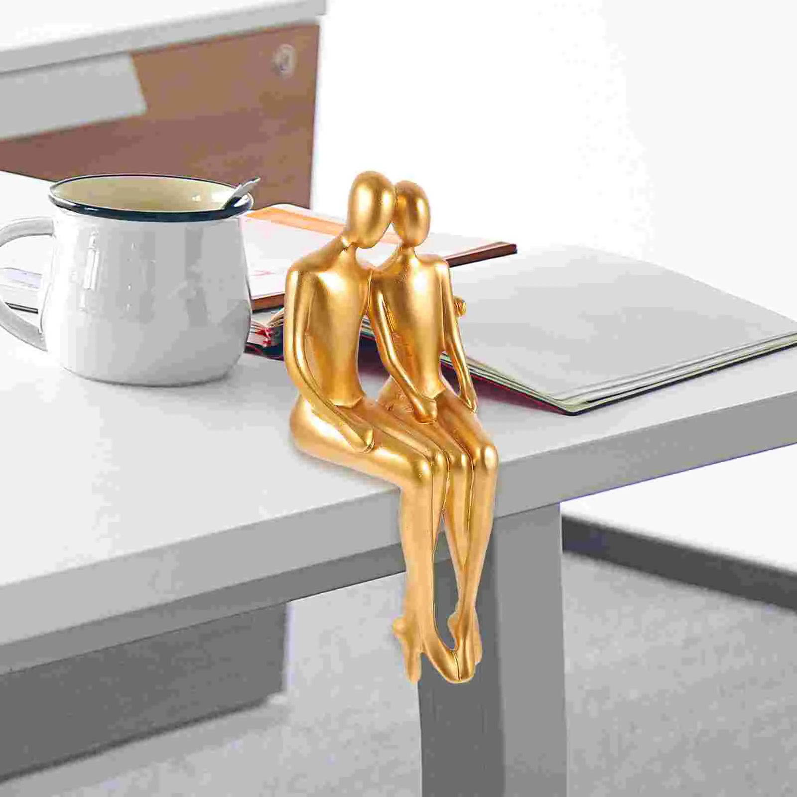 Couple Statue Figurine Modern Bookshelf Desktop Abstract Lover Figurine
Couple Statue Figurine Modern Bookshelf Desktop Abstract Lover Figurine