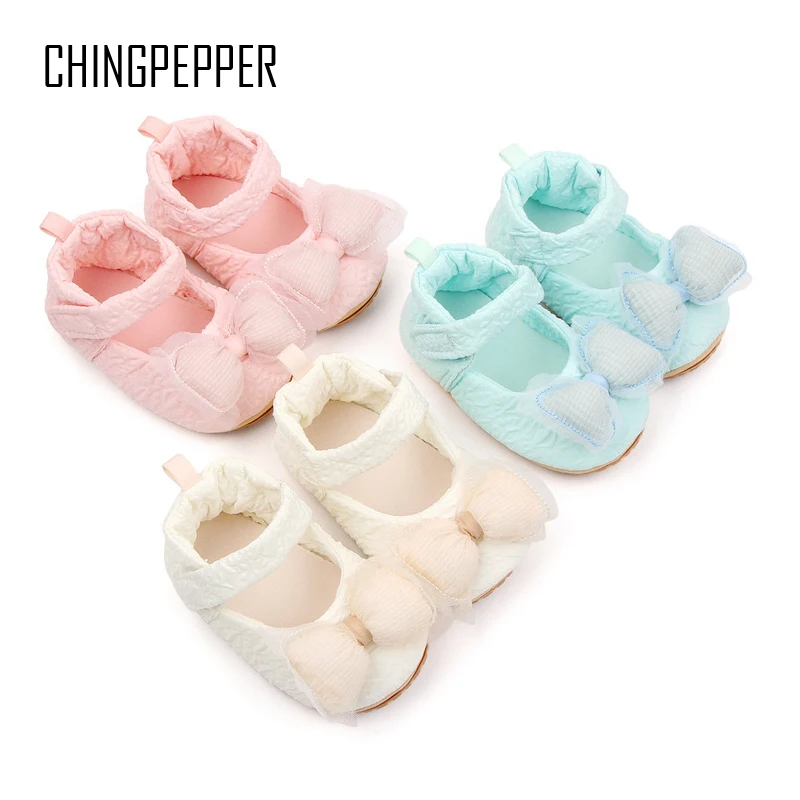 Fashion Brand Infant Girls Crib Shoes Newborn Casual Cute Bows Loafers Toddler Princess Pink Soft Rubber Sole Trainers Baby Item
Fashion Brand Infant Girls Crib Shoes Newborn Casual Cute Bows Loafers Toddler Princess Pink Soft Rubber Sole Trainers Baby Item