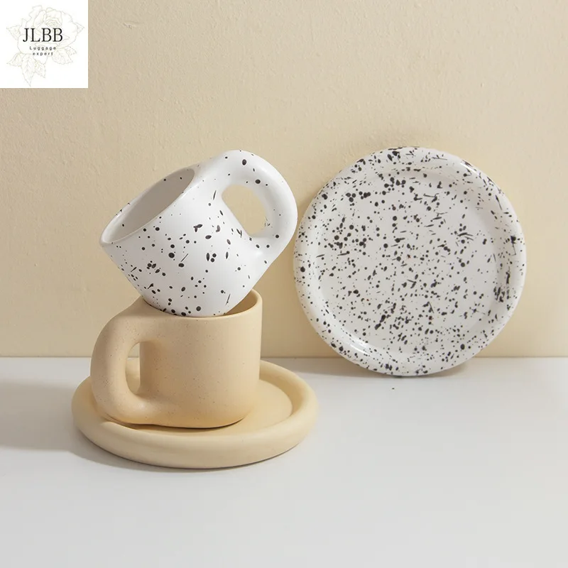 Nordic Cream Splash-ink Fat Handel Mugs With Round Plate Handmade Ceramic Tea Milk Water Cups Home Kitchen Tableware Decor Gifts
Nordic Cream Splash-ink Fat Handel Mugs With Round Plate Handmade Ceramic Tea Milk Water Cups Home Kitchen Tableware Decor Gifts