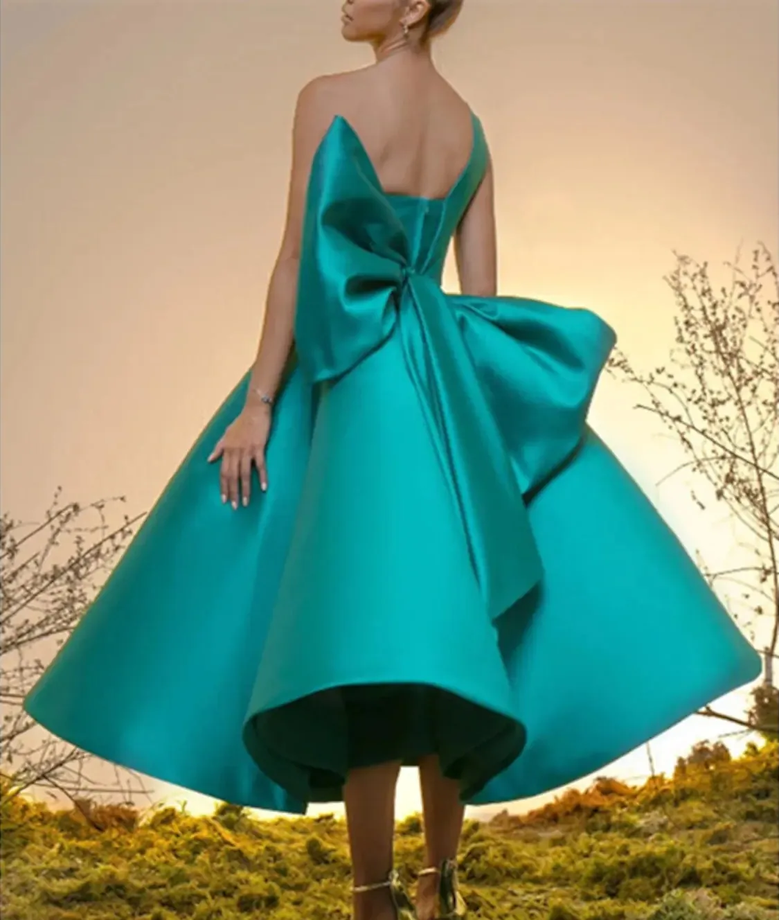 Elegant Tea Length Evening Party Dress 2023 Sleeveless One Shoulder Satin with Bow Prom Formal Gowns Vestidos De Festa
Elegant Tea Length Evening Party Dress 2023 Sleeveless One Shoulder Satin with Bow Prom Formal Gowns Vestidos De Festa