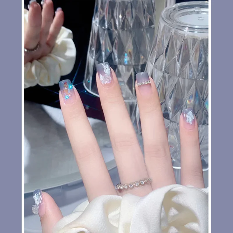Short Ice Transparent Gray Blue Camellia Manicure Gradient Wearable False Nails Nail Accessories Fake Glue Accessory Realistic
Short Ice Transparent Gray Blue Camellia Manicure Gradient Wearable False Nails Nail Accessories Fake Glue Accessory Realistic