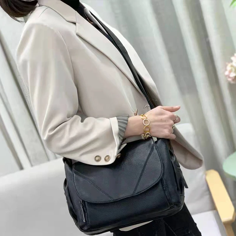Large Capacity Women's Bag New German Trend Cowhide All Match Messenger Texture Lychee Pattern Youth Travel Office Shoulder Bag
Large Capacity Women's Bag New German Trend Cowhide All Match Messenger Texture Lychee Pattern Youth Travel Office Shoulder Bag