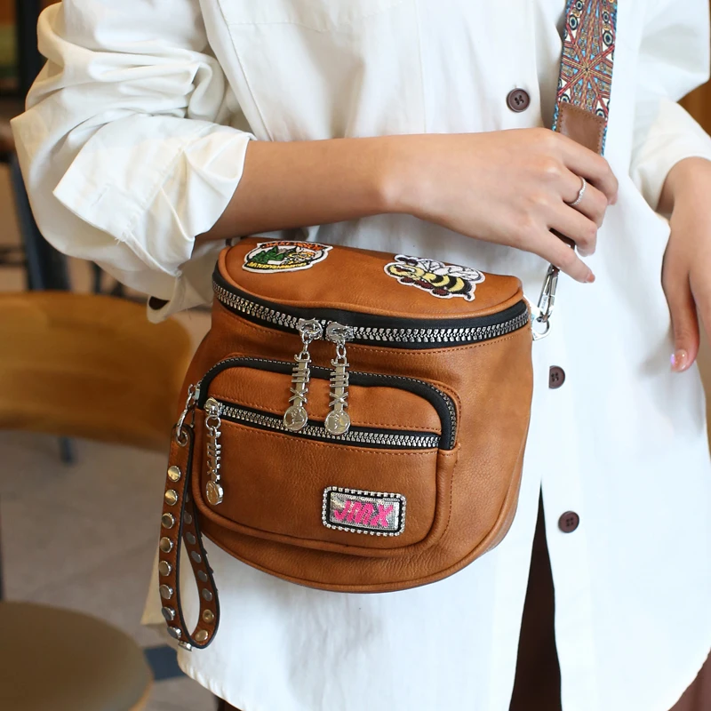 Vintage Saddle Real Ealther Messenger Bags for Women Designer Bag Ita Rivet Crossbody Shoulder Bolsas Handbags for Women
Vintage Saddle Real Ealther Messenger Bags for Women Designer Bag Ita Rivet Crossbody Shoulder Bolsas Handbags for Women