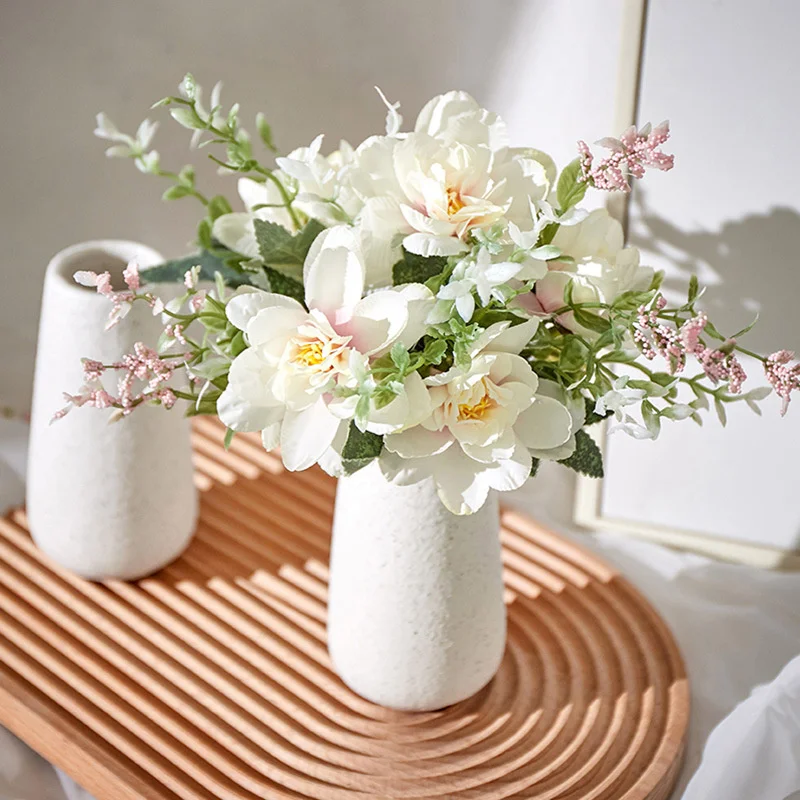 Nordic Ins Style Creative Ceramic Vase Decoration Living Room Dining Table Flower Arrangement Dry Flower Home Decoration
Nordic Ins Style Creative Ceramic Vase Decoration Living Room Dining Table Flower Arrangement Dry Flower Home Decoration