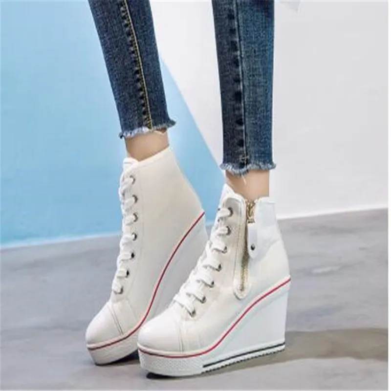 Женские кроссовки на платформе 2023, женская повседневная обувь, женская парусиновая обувь на танкетке, женская обувь на массивной подошве
Женские кроссовки на платформе 2023, женская повседневная обувь, женская парусиновая обувь на танкетке, женская обувь на массивной подошве