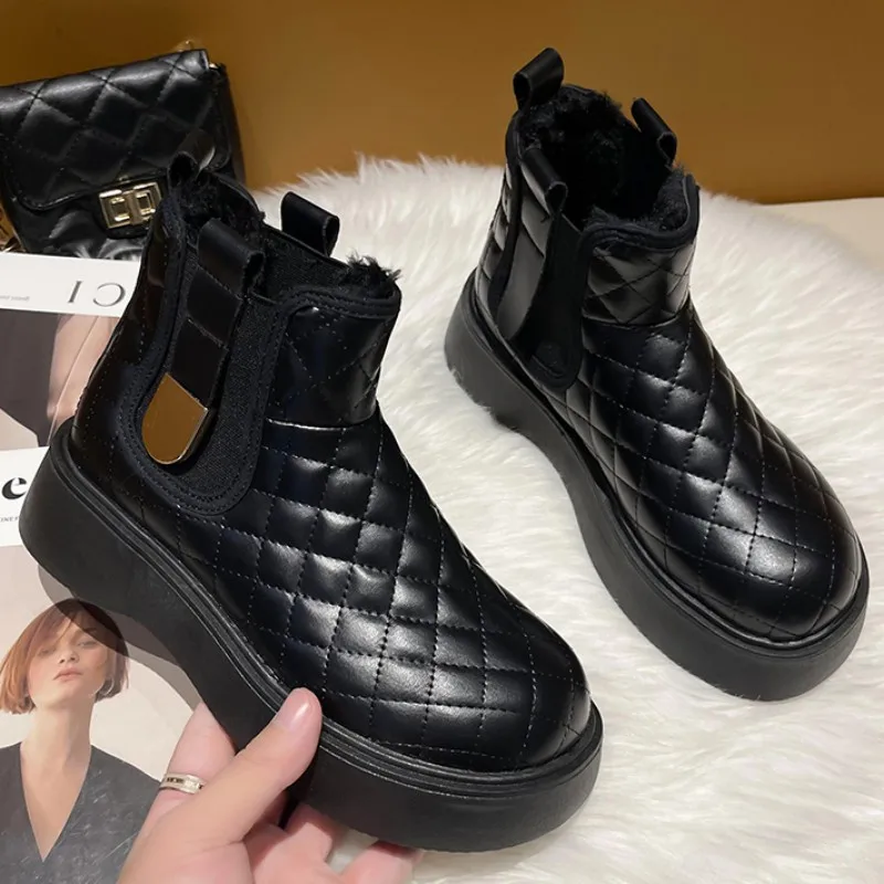 2022 New Fashion Women Snow Boots Platform Warm Fur Women Ladies Girls Winter Ankle Boot Med Heel Wedge Shoes Black
2022 New Fashion Women Snow Boots Platform Warm Fur Women Ladies Girls Winter Ankle Boot Med Heel Wedge Shoes Black
