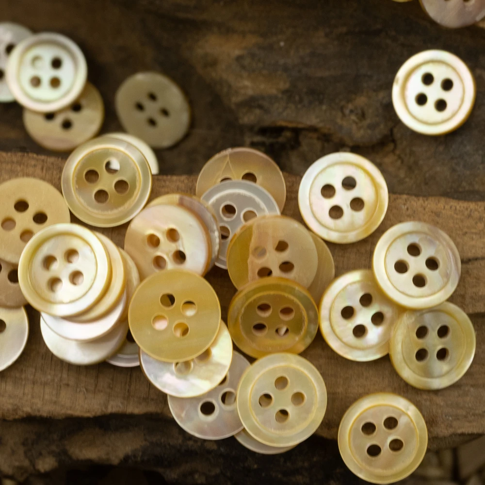 11pcs Orange Vintage Shirt Natural Shell Buttons For Clothing Silk Luxury Mens POLO 4 Hole Cotton Linen Sewing Accessories
11pcs Orange Vintage Shirt Natural Shell Buttons For Clothing Silk Luxury Mens POLO 4 Hole Cotton Linen Sewing Accessories