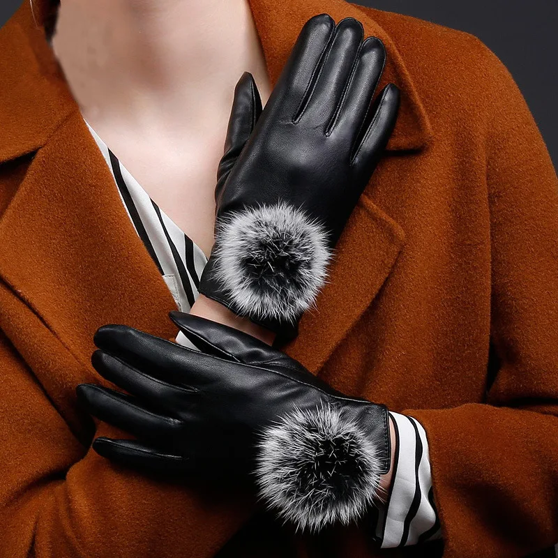 Faux Leather Gloves Woman Fashion Black Autumn Winter Rabbit Fur Thick Waterproof Ski Outdoor Windproof Accessories Hot
Faux Leather Gloves Woman Fashion Black Autumn Winter Rabbit Fur Thick Waterproof Ski Outdoor Windproof Accessories Hot