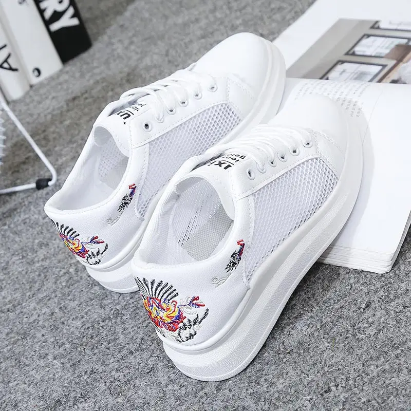 Couple Thick Sport Shoes For Women Tennis Trainer Blue Running Shoes Lady Sports Sneakers Woman Dad Sneakers Trainers
Couple Thick Sport Shoes For Women Tennis Trainer Blue Running Shoes Lady Sports Sneakers Woman Dad Sneakers Trainers