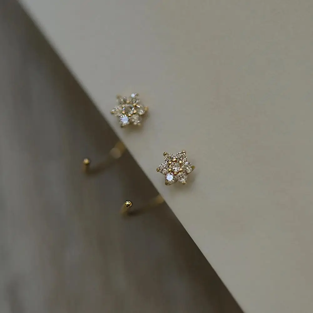 Full Diamond Sparkling Flower Ear Hook Earrings Female Simple Exquisite Temperament Chic DIY Accessories Boutique Jewelry
Full Diamond Sparkling Flower Ear Hook Earrings Female Simple Exquisite Temperament Chic DIY Accessories Boutique Jewelry