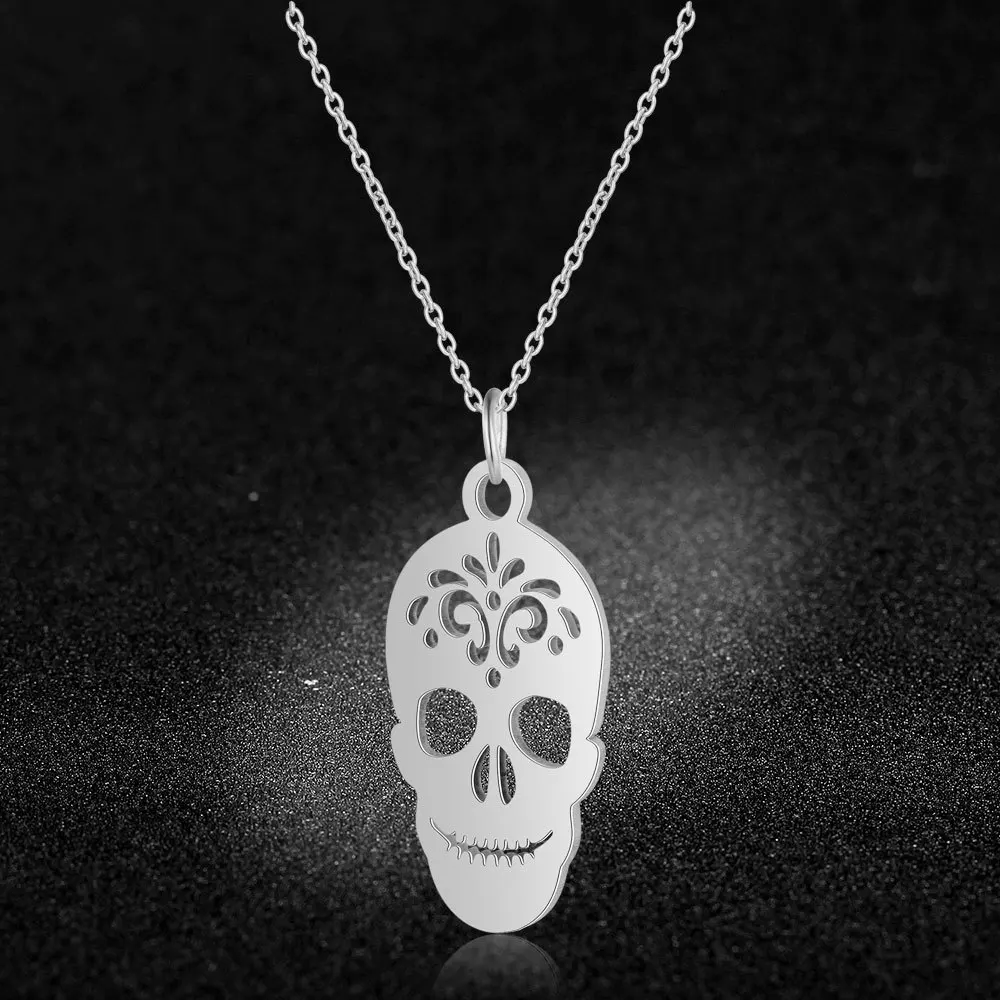 Men's Personality Retro Stainless Steel Gold and Silver Skull Hollow Necklace Gothic Style Simple Fashion Jewelry Men's Gift
Men's Personality Retro Stainless Steel Gold and Silver Skull Hollow Necklace Gothic Style Simple Fashion Jewelry Men's Gift