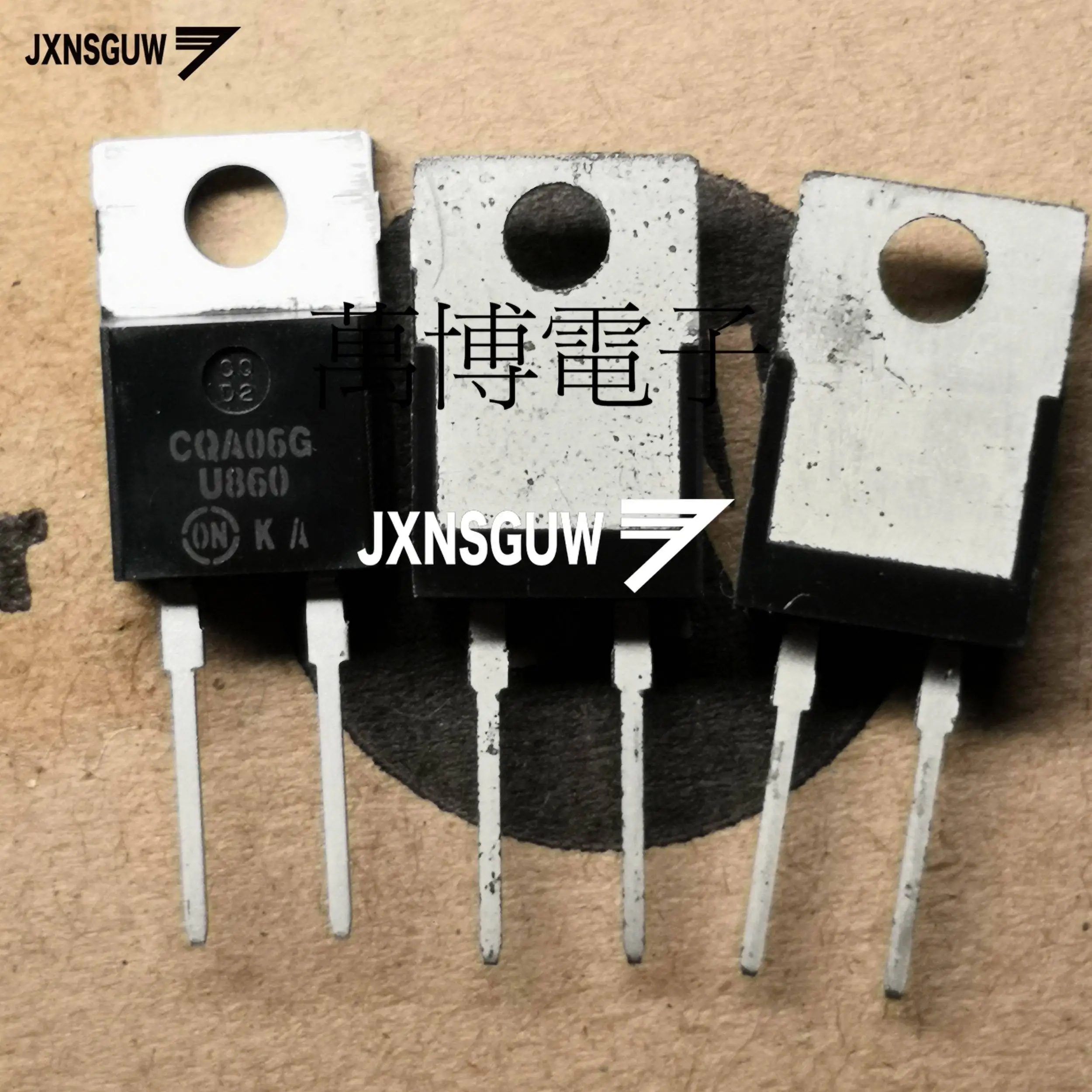 10 шт. оригинальный транзистор MUR860 TO-220 Диод Быстрого Восстановления U860 8A 600 в выпрямительный диод с толстой магнитной лентой
10 шт. оригинальный транзистор MUR860 TO-220 Диод Быстрого Восстановления U860 8A 600 в выпрямительный диод с толстой магнитной лентой