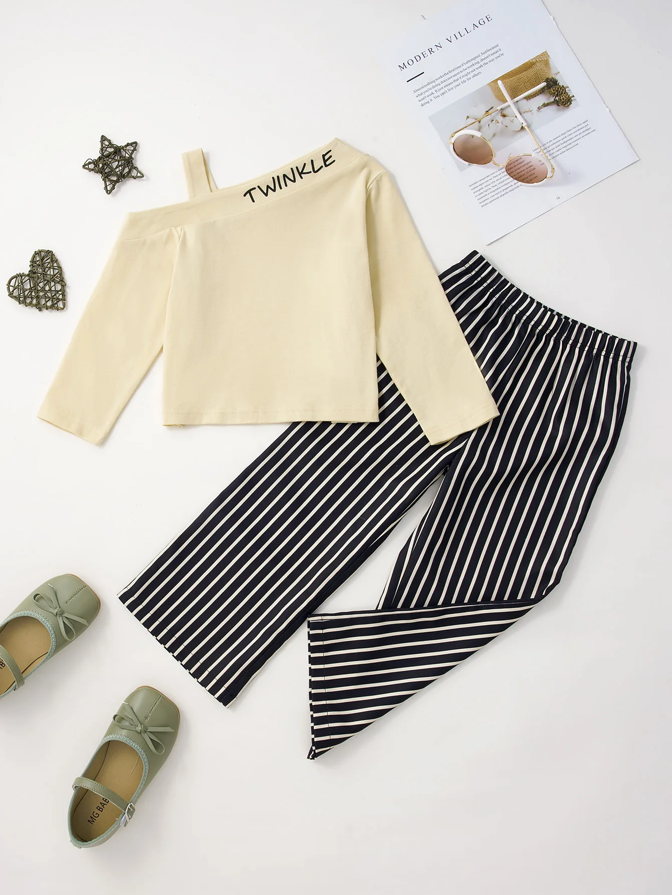 Baby Girl Clothes Set Toddler Outfits Children Solid Slanted Shoulder Straps Long Sleeves + Striped Pants 2 PCS Infant Clothing
Baby Girl Clothes Set Toddler Outfits Children Solid Slanted Shoulder Straps Long Sleeves + Striped Pants 2 PCS Infant Clothing