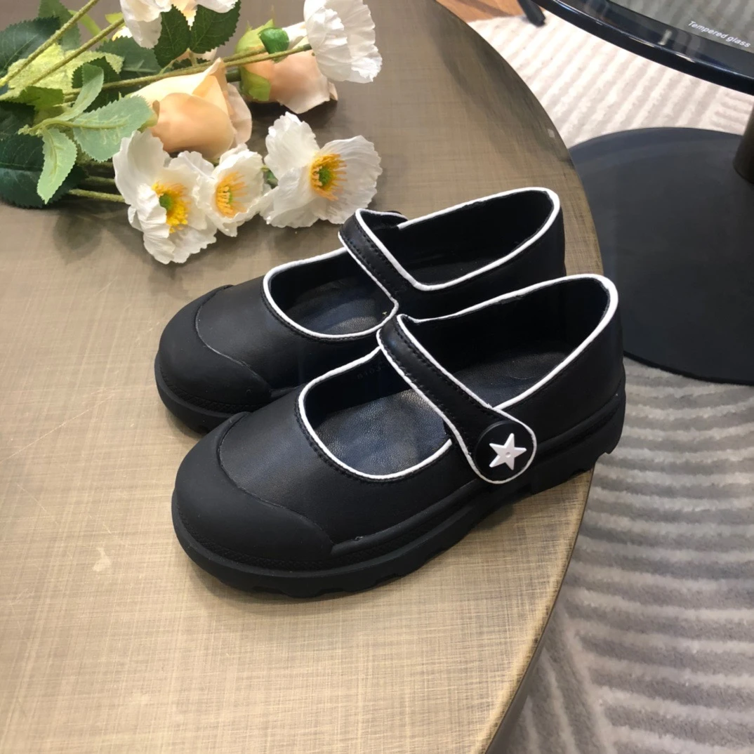 Girl Mary Jane muffin retro versatile princess shoes
Girl Mary Jane muffin retro versatile princess shoes