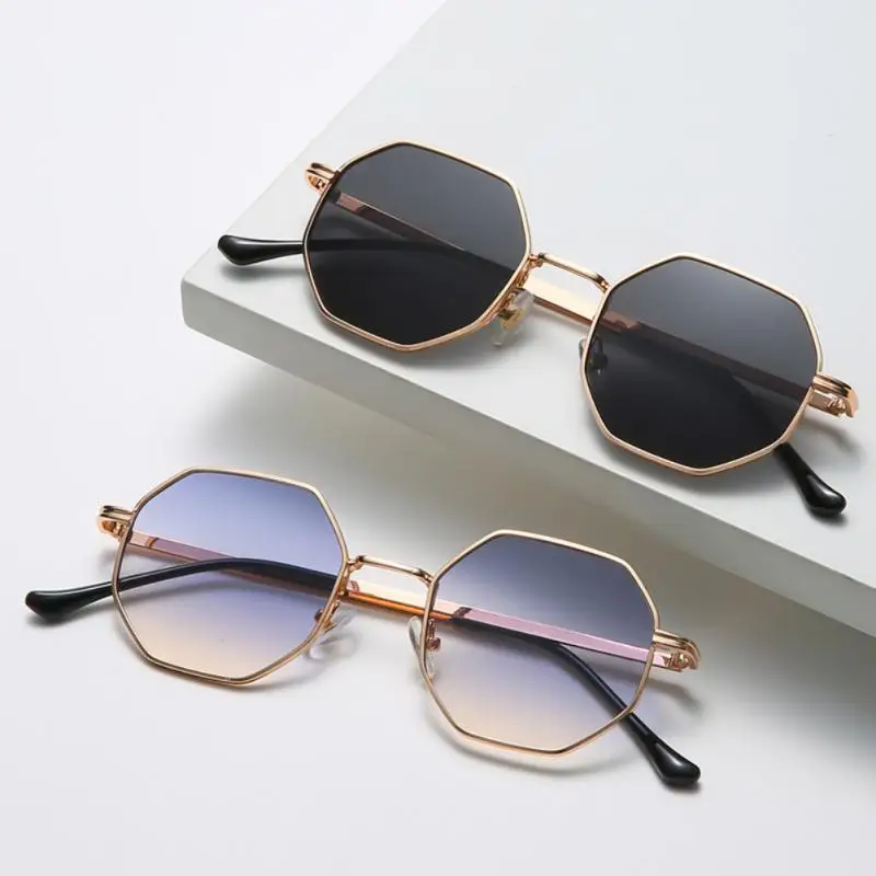 

Маленькие квадратные солнцезащитные очки для мужчин и женщин, многоугольные зеркальные линзы, солнцезащитные очки для вождения, модные очки с металлической оправой, UV400