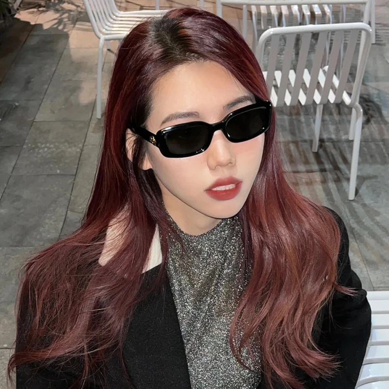 

Yuumi THE BELL Sunglasses For Women Mens Black Eyewear Cat eye MGlasses Spy Fashion Oversized Luxury Designer Brand Jennie Korea