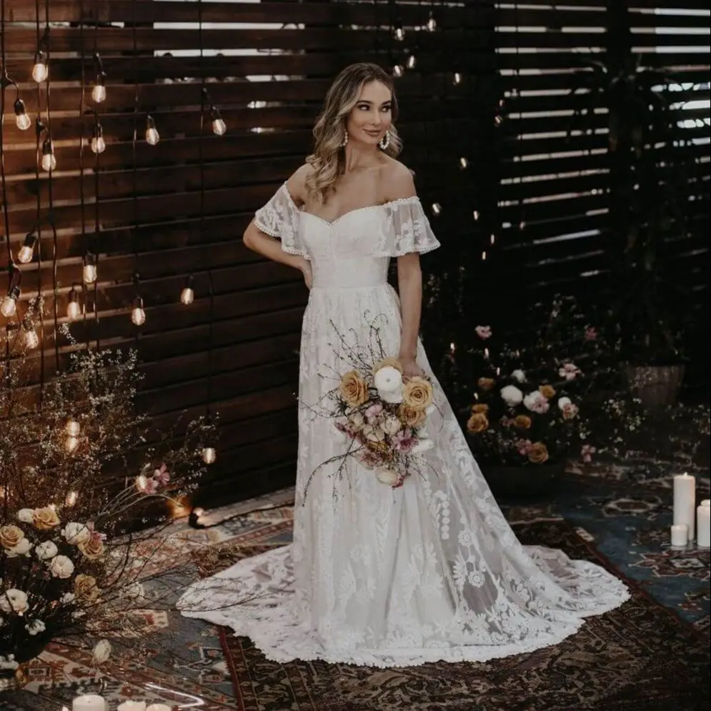 FATAPAESE Off-shoulder Neckline Lace Wedding Dress A-line Skirt Fully Lined Back Zip Closure Cotton Nylon Lace Bridal Gown
FATAPAESE Off-shoulder Neckline Lace Wedding Dress A-line Skirt Fully Lined Back Zip Closure Cotton Nylon Lace Bridal Gown