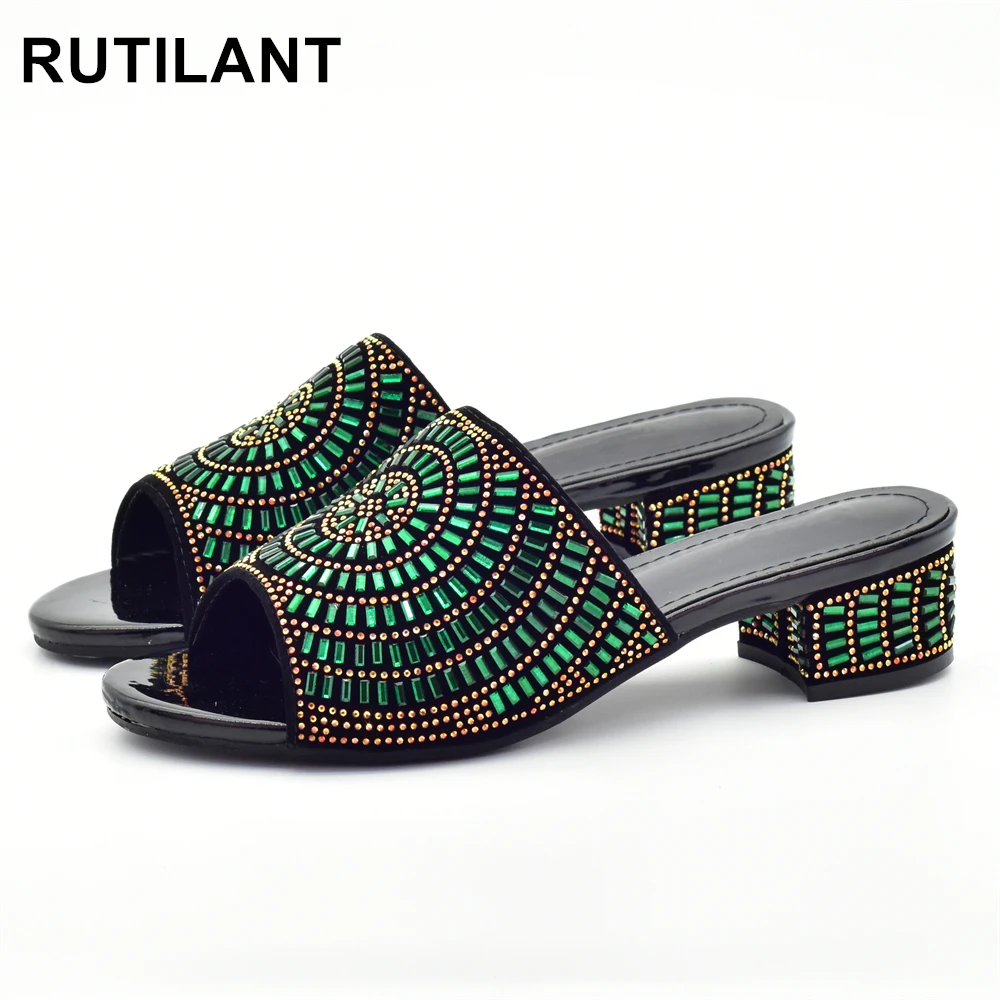 New Fashion Ladies Slingback Block Heels Shoes for Women 2023 Designer Luxury Wedding Shoes Bride Ladies Dress Shoes for Party
New Fashion Ladies Slingback Block Heels Shoes for Women 2023 Designer Luxury Wedding Shoes Bride Ladies Dress Shoes for Party