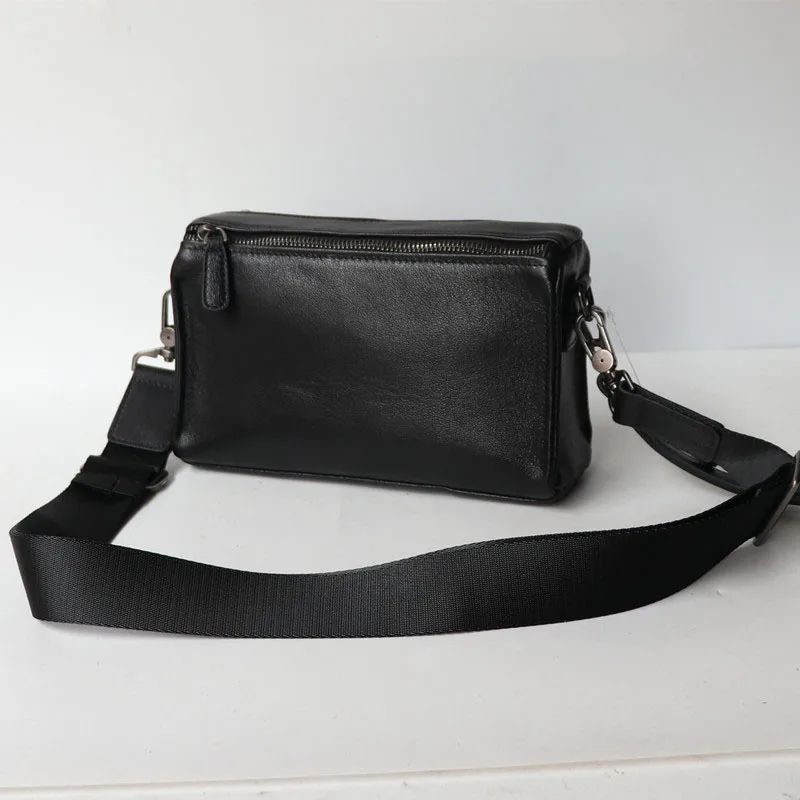AETOO Male youth cross-body business leisure bag cross style European and American fashion black imported first layer cowhide d
AETOO Male youth cross-body business leisure bag cross style European and American fashion black imported first layer cowhide d