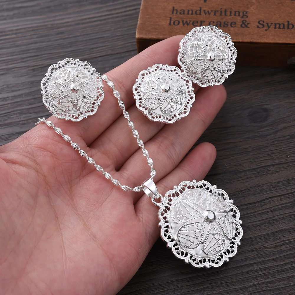 Ethiopian Sliver Plated Rond Jewelry Necklace And Earrings Ethiopia Eritrea Set For Women's Habesha Wedding Party Gift
Ethiopian Sliver Plated Rond Jewelry Necklace And Earrings Ethiopia Eritrea Set For Women's Habesha Wedding Party Gift