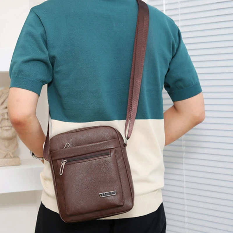 Luxury Brand Vintage Men Bag Fashion PU Leather Shoulder Bag Business Messenger Crossbody Bag Large Capacity Male Casual Handbag
Luxury Brand Vintage Men Bag Fashion PU Leather Shoulder Bag Business Messenger Crossbody Bag Large Capacity Male Casual Handbag