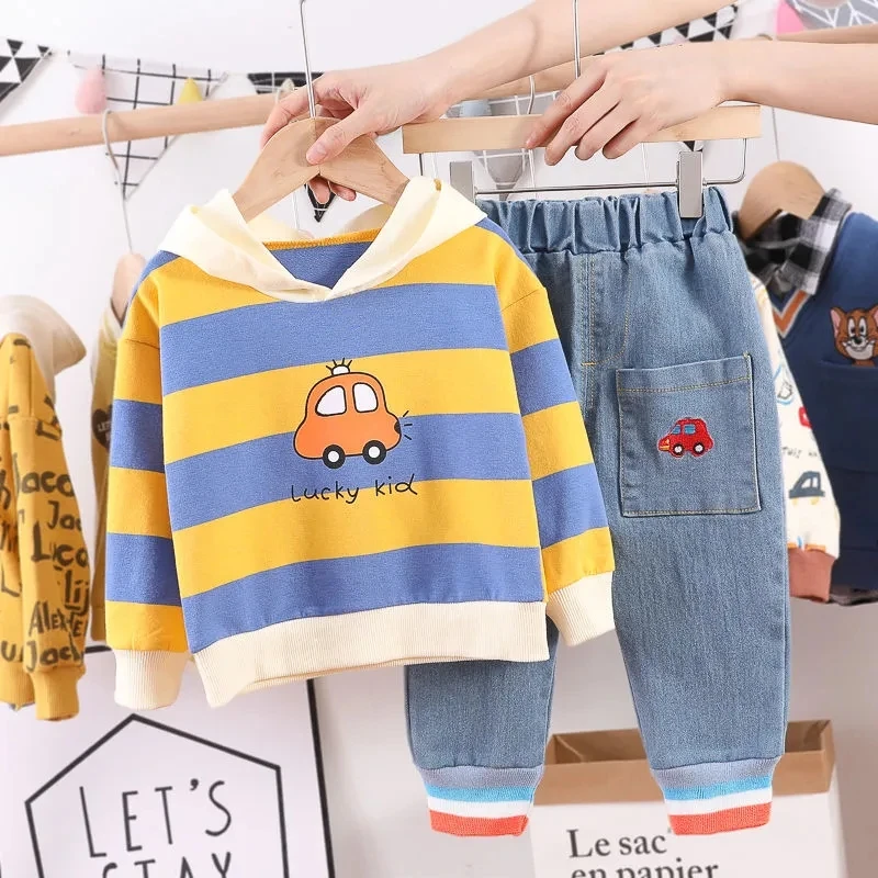 Infant Baby Boy Clothes Set Spring Autumn Cotton Boy Striped Cartoon Hooded Shirt + Jeans Casual Sports Baby Boy Two-Piece Suit 
Infant Baby Boy Clothes Set Spring Autumn Cotton Boy Striped Cartoon Hooded Shirt + Jeans Casual Sports Baby Boy Two-Piece Suit