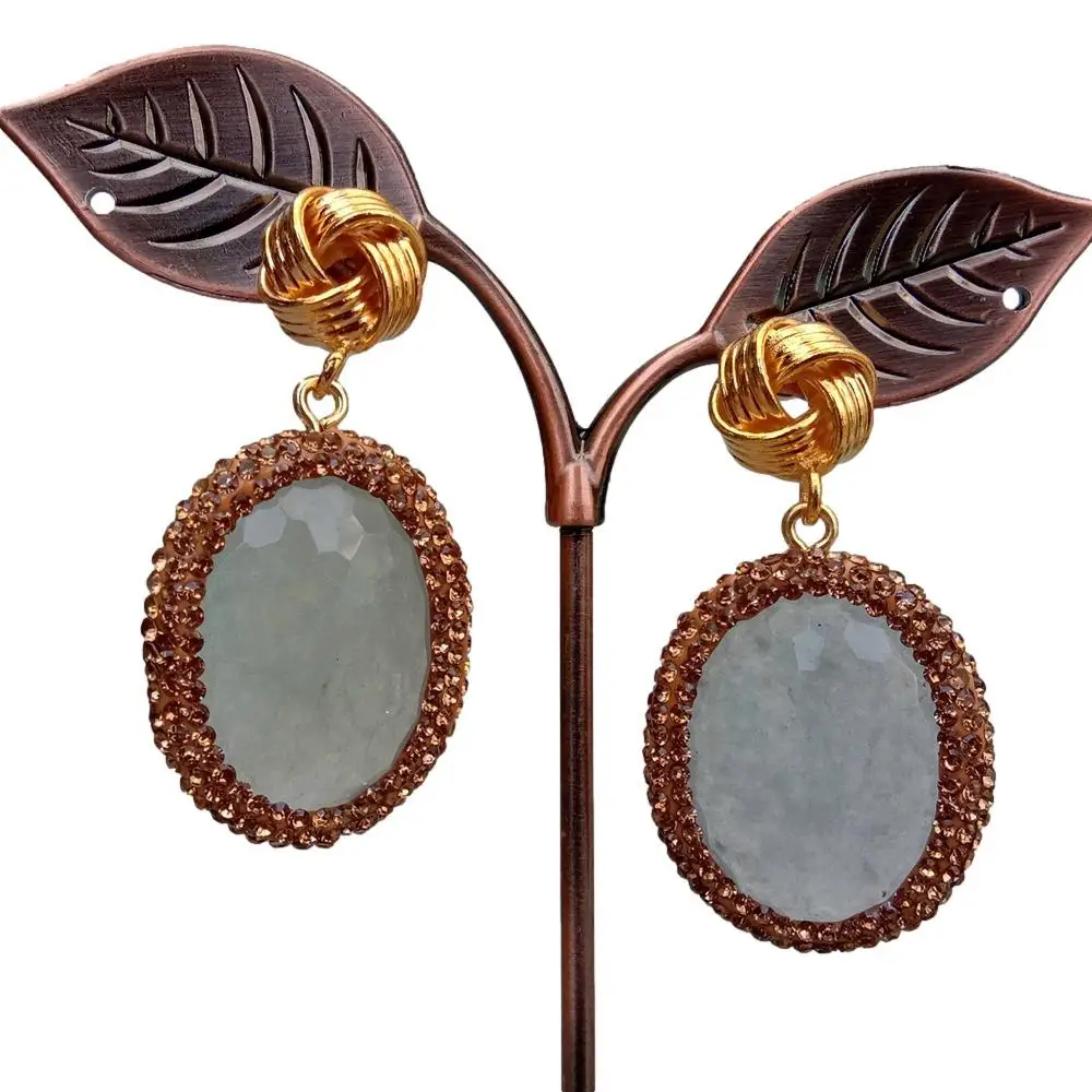 Y.YING Gray Jade Oval Shape Rhinestone Pave Gold Plated Dangle Stud Earrings
Y.YING Gray Jade Oval Shape Rhinestone Pave Gold Plated Dangle Stud Earrings