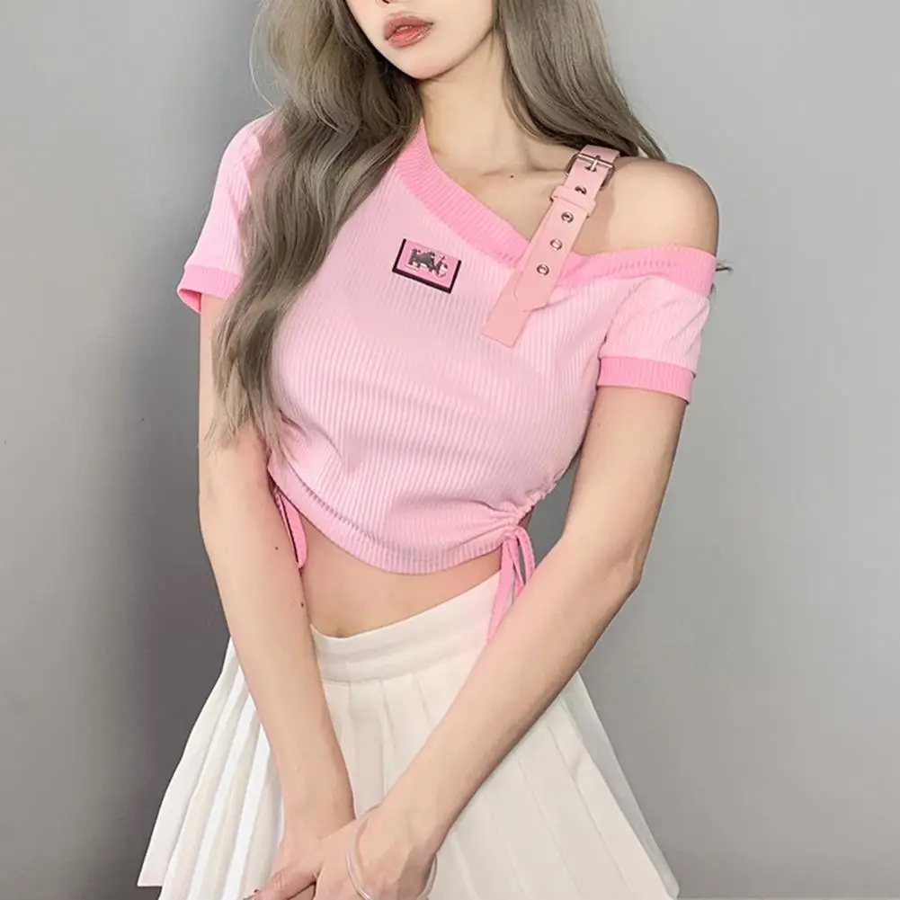 Adjustable Shoulder Straps Ribbed Short Sleeve Women Blouse Side Shirring Skew Collar Exposed Navel Tee Top Streetwear
Adjustable Shoulder Straps Ribbed Short Sleeve Women Blouse Side Shirring Skew Collar Exposed Navel Tee Top Streetwear