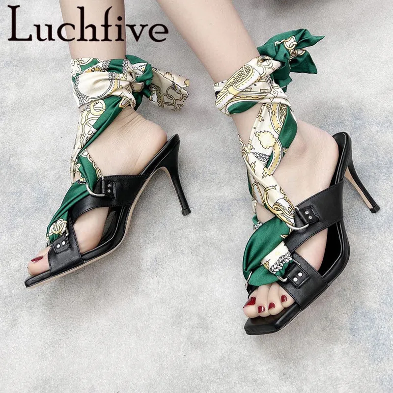 2022 New Silk Scarf Strap Summer Sandals Women Leather Square Toe Thin High Heels Pumps Slingbacks Runway Ladies Sandals
2022 New Silk Scarf Strap Summer Sandals Women Leather Square Toe Thin High Heels Pumps Slingbacks Runway Ladies Sandals