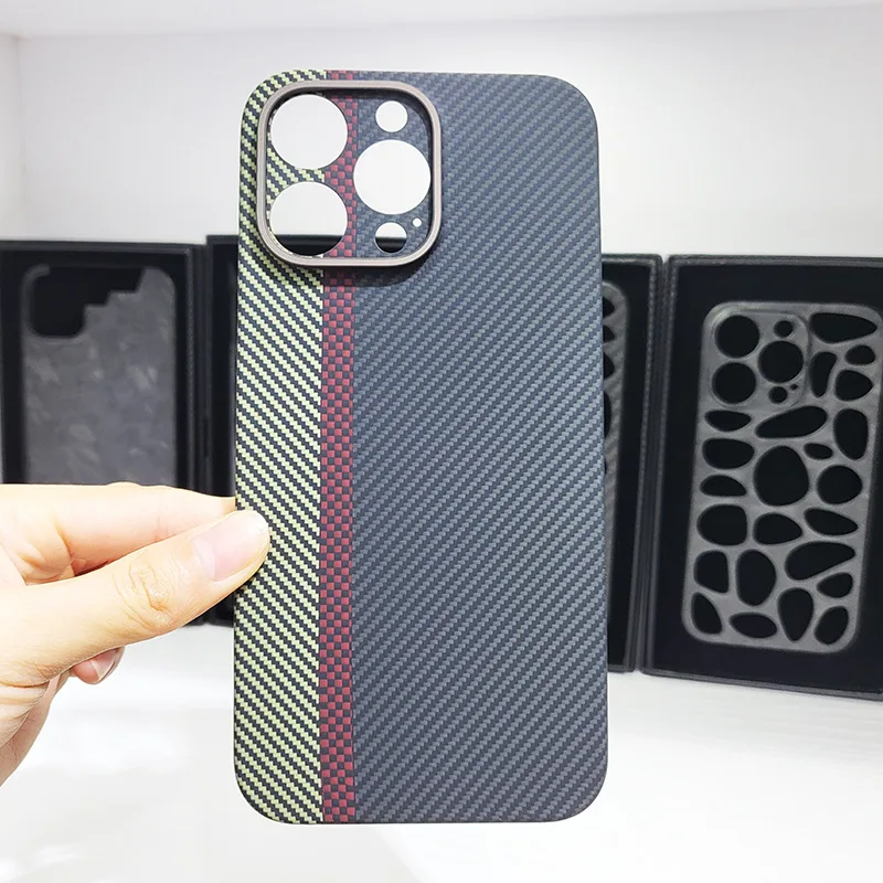 600D Tricolor Real Carbon Fiber Case for iPhone 14 Pro Max with Metal Lens Protection Aramid Ultra-thin Lightweight Phone Cover
600D Tricolor Real Carbon Fiber Case for iPhone 14 Pro Max with Metal Lens Protection Aramid Ultra-thin Lightweight Phone Cover