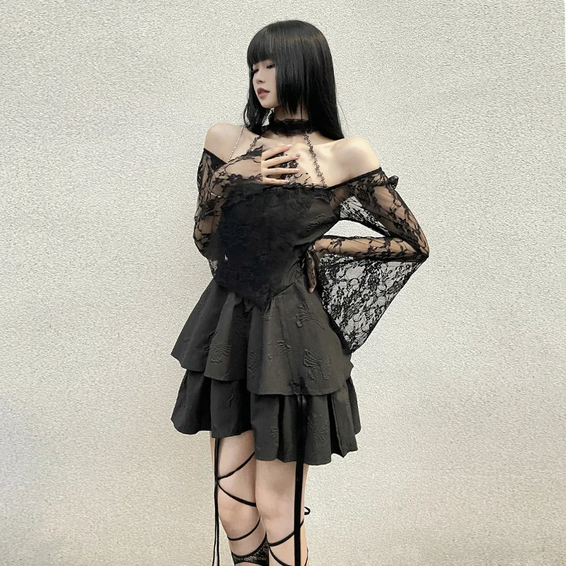Rosetic Goth Fashion Women Retro Dress Long Flare Sleeve Lace Patchwork Slim Pullover Square Collar Gothic Style Ladies Dress
Rosetic Goth Fashion Women Retro Dress Long Flare Sleeve Lace Patchwork Slim Pullover Square Collar Gothic Style Ladies Dress
