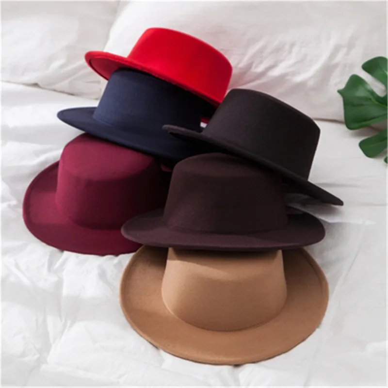 

Шляпа Федора с плоским верхом Женская, однотонная шапка из искусственной шерсти в стиле джаз, элегантная британская шляпа с широкими полями, головной убор-котелок